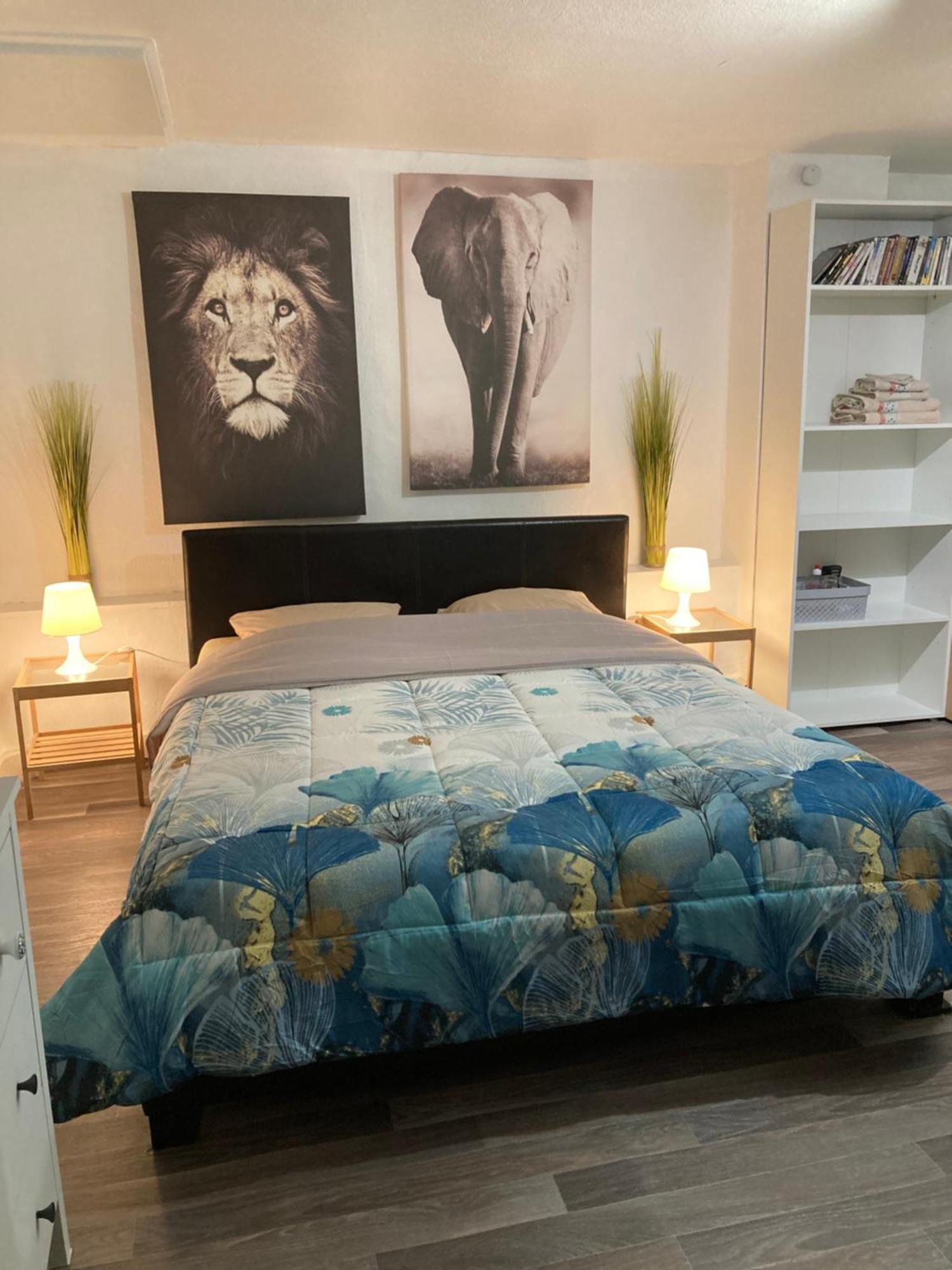 Gite D'Avalon Chambre 7 ดีน็อง ภายนอก รูปภาพ